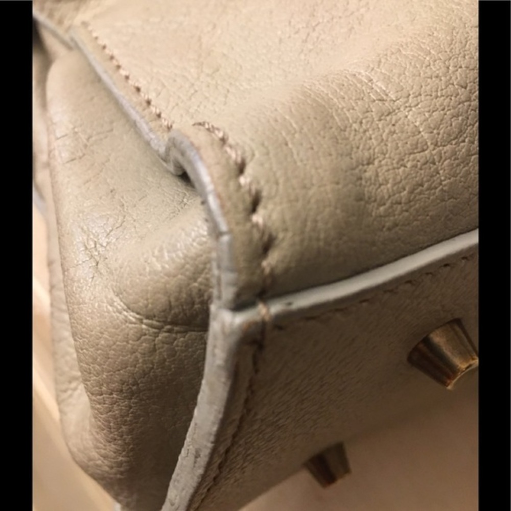 Burberry Saffiano stone leather satchel - Picture 6 of 16